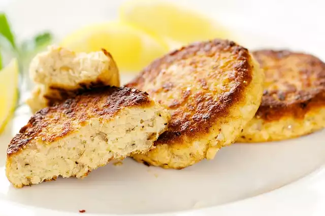 Best Salmon Cakes