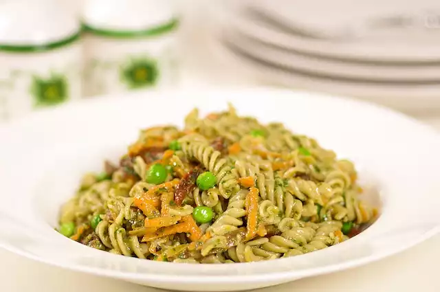 Pesto Pasta Salad