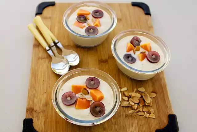 Ginger Yogurt with Fruit