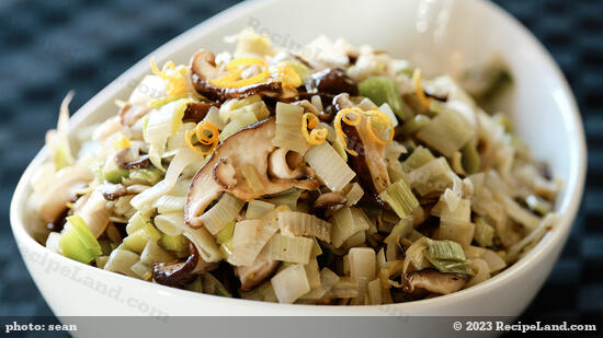 Braised Leeks and Mushrooms