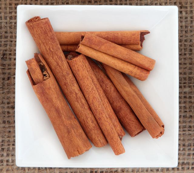 Cinnamon sticks